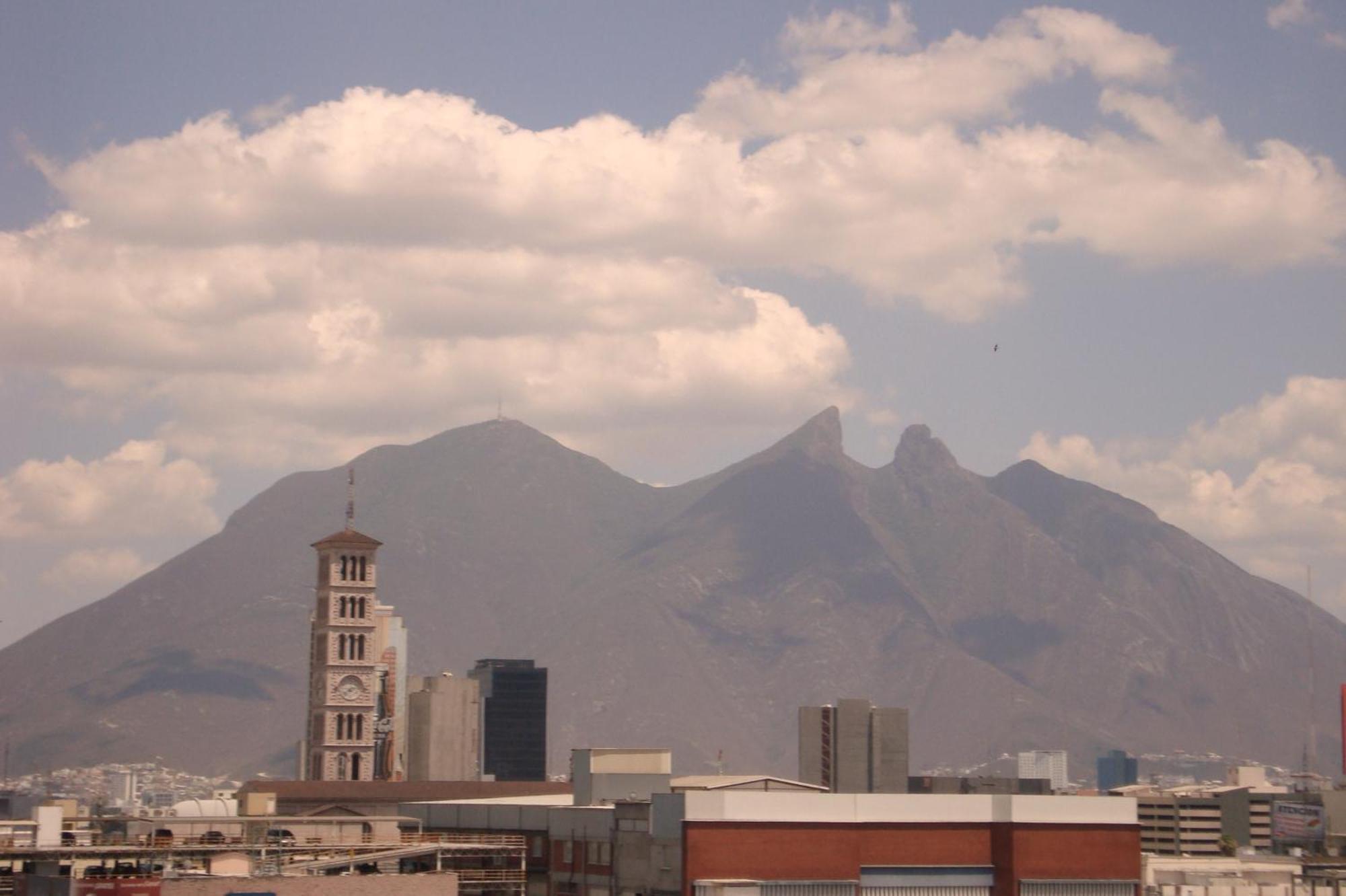 Hotel Parque Central Monterrey Eksteriør billede