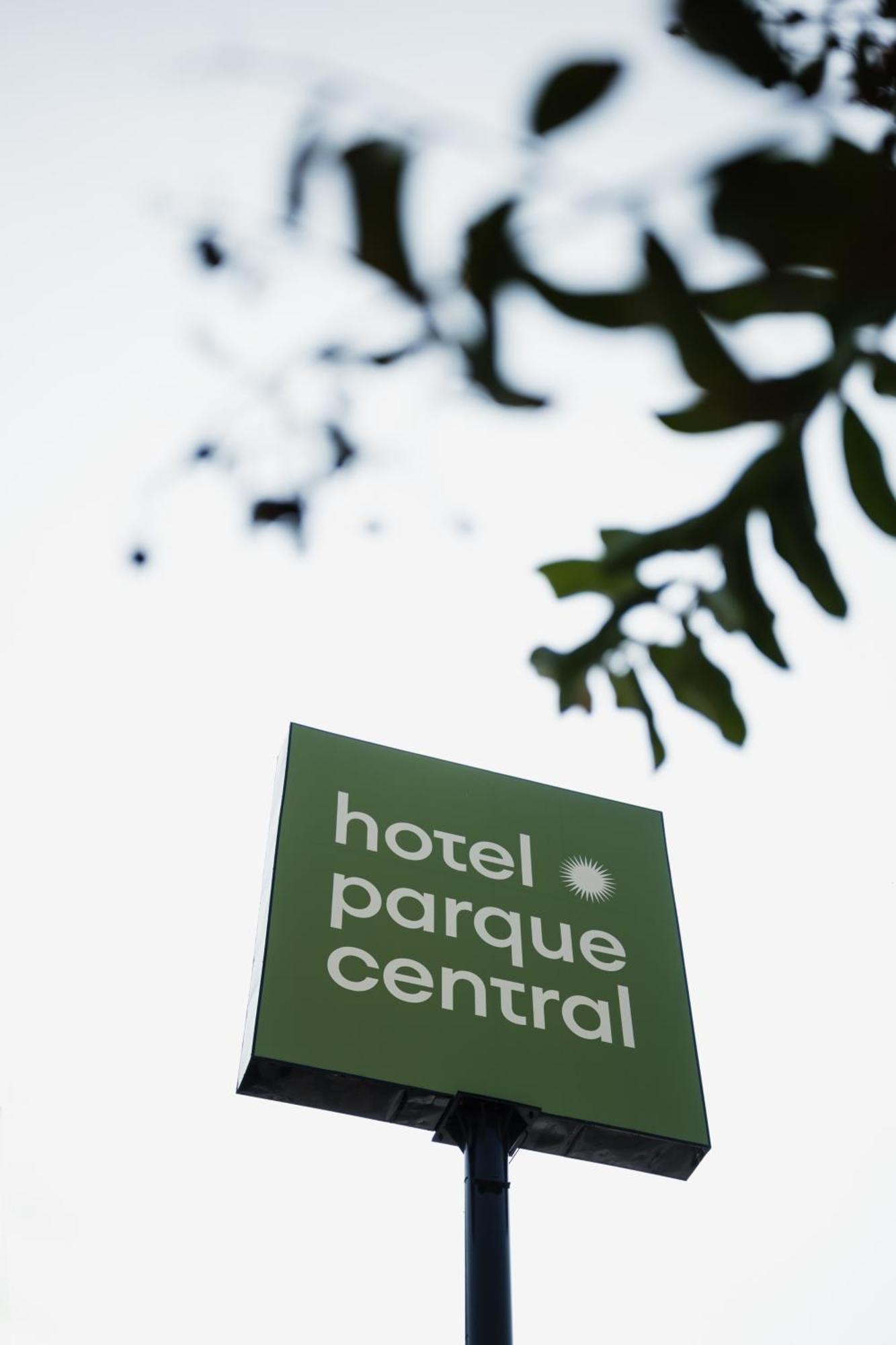 Hotel Parque Central Monterrey Eksteriør billede