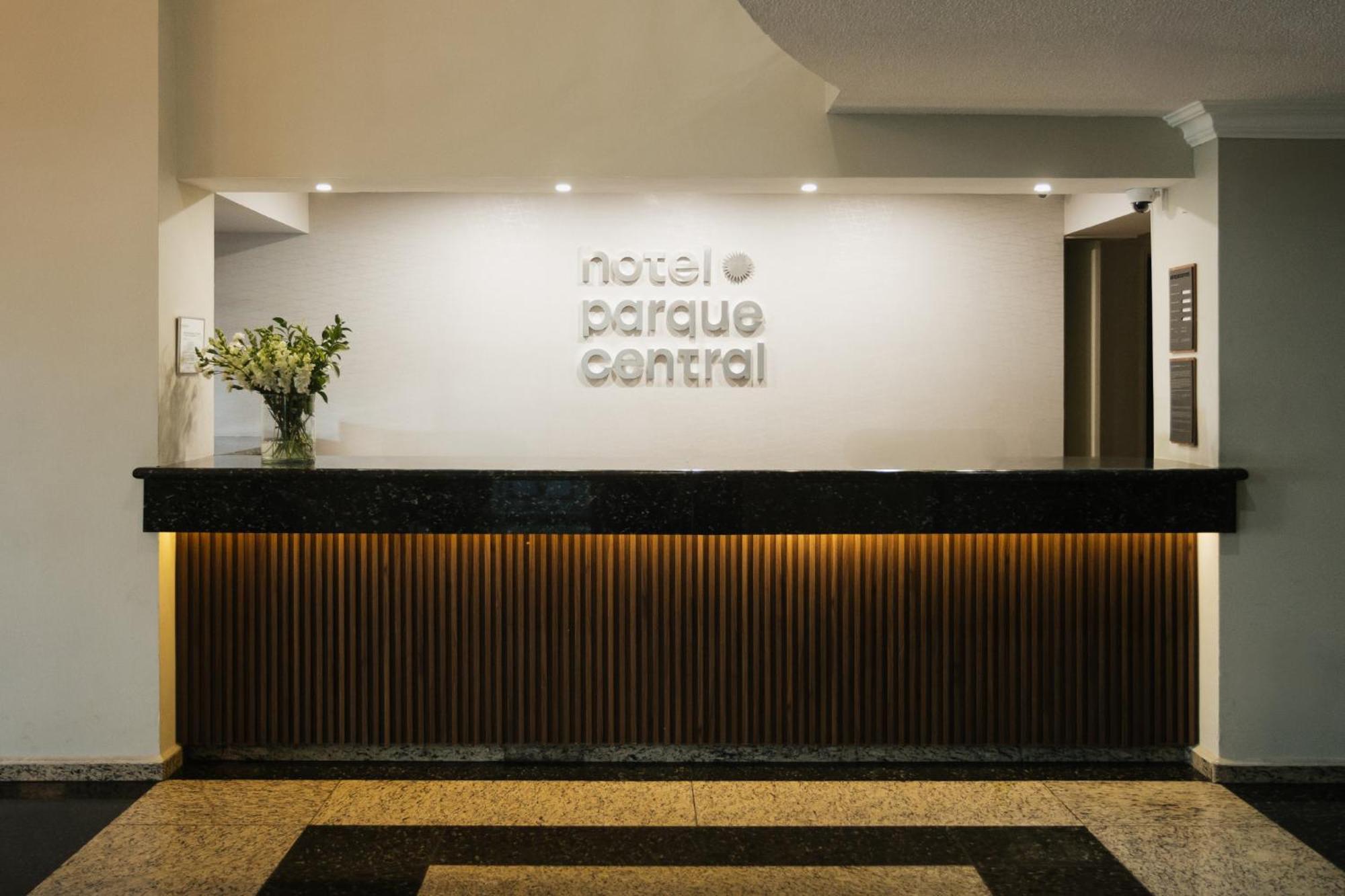 Hotel Parque Central Monterrey Eksteriør billede